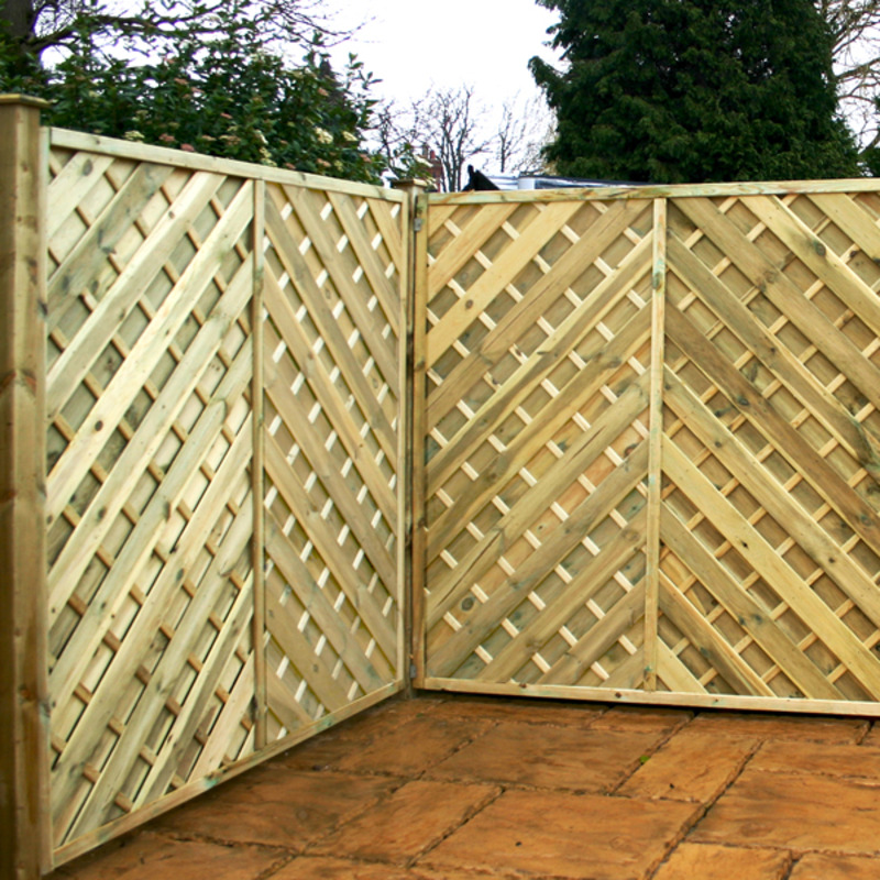 Curved Fence Panels